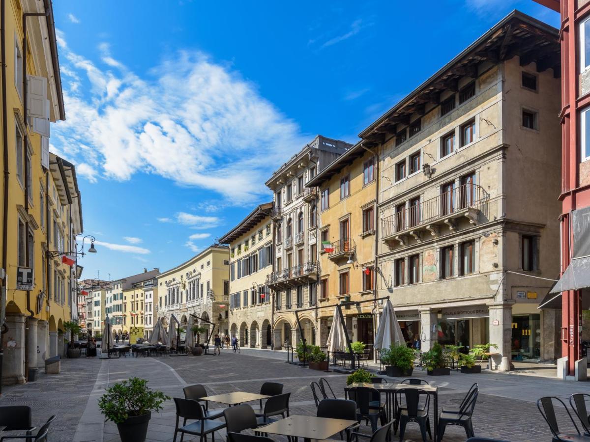 Mercatovecchio Luxury Apartments Udine Kültér fotó